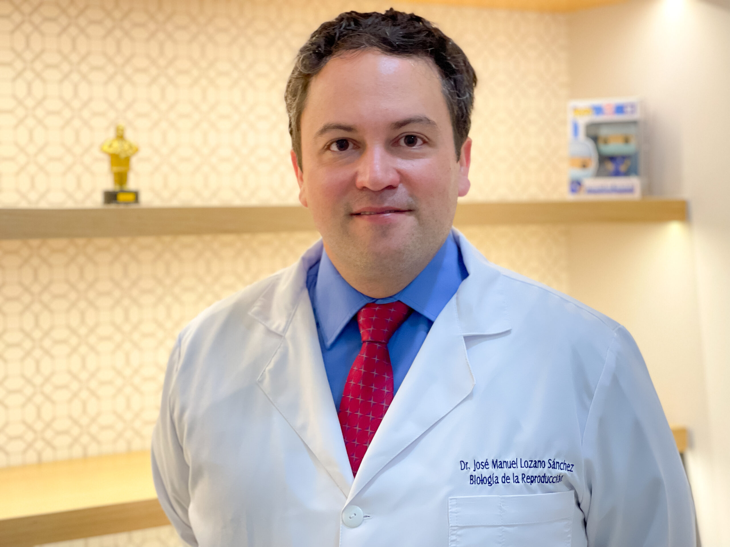Dr Manuel Lozano